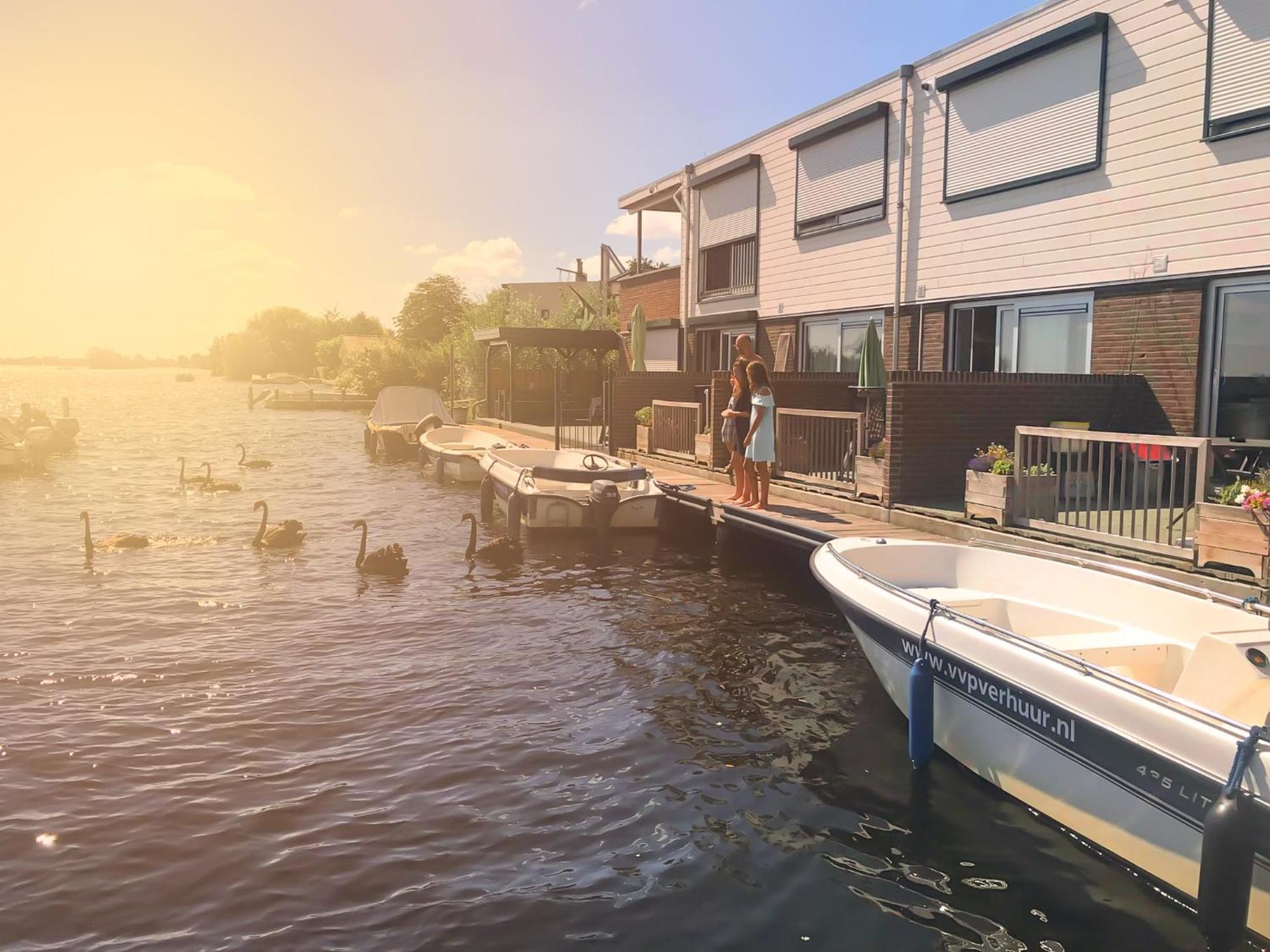 Visserslust Rooms, Apartments And Houseboats Vinkeveen Exterior foto